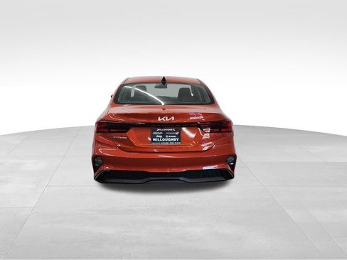 Used 2022 Kia Forte LXS FWD image 7