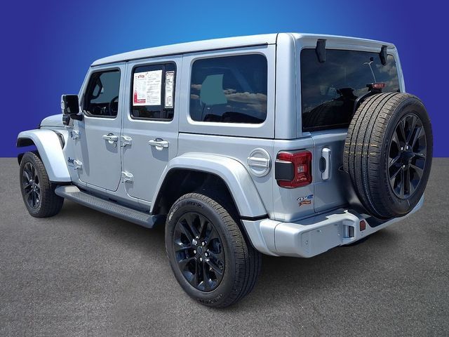 Used 2023 Jeep Wrangler Unlimited Sahara AWD/4WD image 6