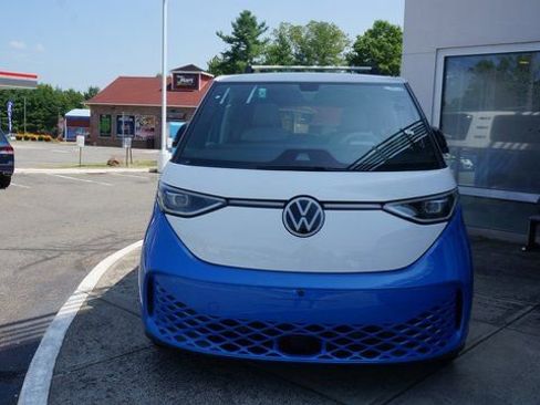 New 2025 Volkswagen ID. Buzz 1st Edition image 2