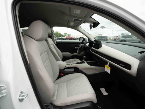 New 2026 Honda HR-V LX image 26