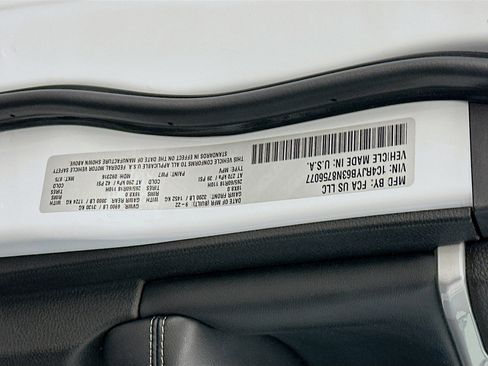 Used 2022 Jeep Grand Cherokee Limited 4xe image 12