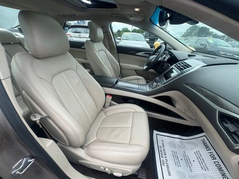 Used 2019 Lincoln MKZ Reserve w/ Reserve Plus Package AWD/4WD image 24