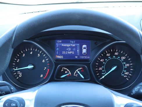 Used 2015 Ford Escape SE image 18