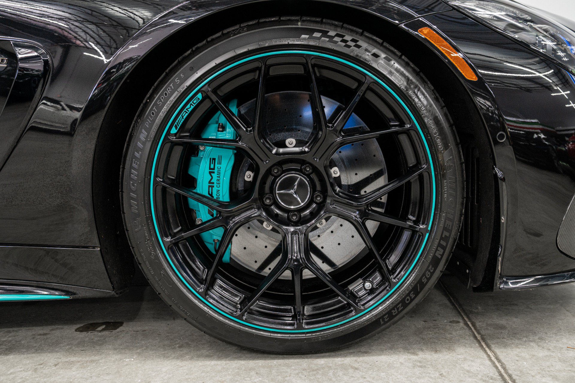 Used 2025 Mercedes-Benz AMG GT 63 image 43