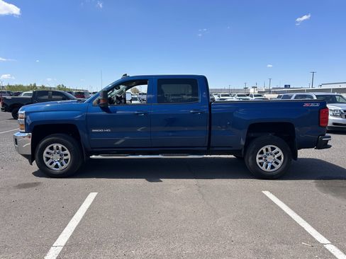 Used 2016 Chevrolet Silverado 3500 LT w/ LT Convenience Package AWD/4WD image 2