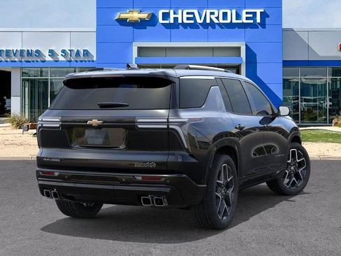New 2026 Chevrolet Traverse High Country image 4