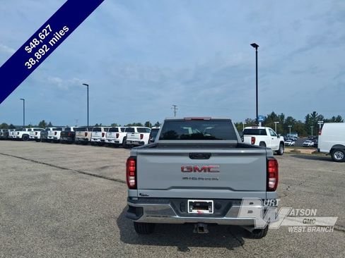 Used 2025 GMC Sierra 2500 Pro w/ Convenience Package AWD/4WD image 5