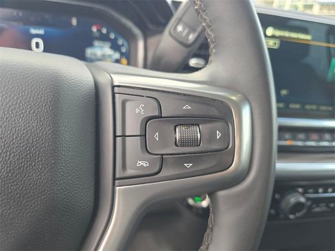 Used 2025 Chevrolet Silverado 2500 LT w/ Convenience Package image 23