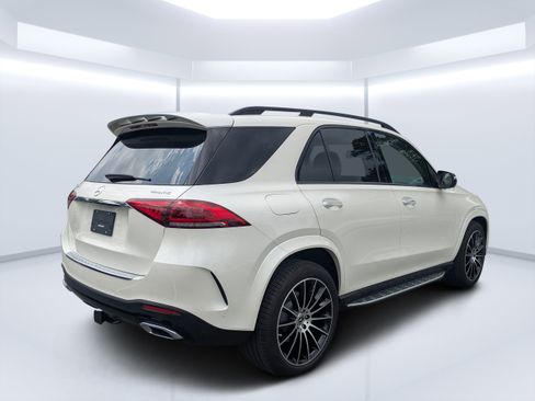 Certified 2023 Mercedes-Benz GLE 450 4MATIC image 3