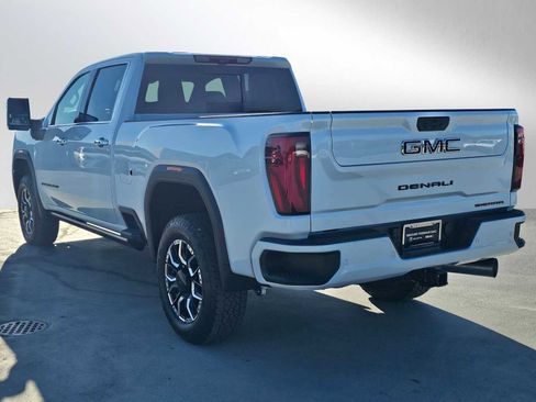 New 2026 GMC Sierra 2500 Denali w/ Denali Reserve Package image 5