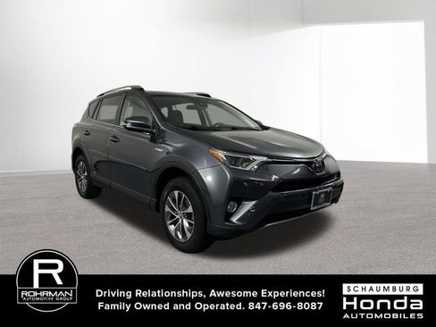 Used 2016 Toyota RAV4 XLE w/ Convenience Package AWD/4WD image 3