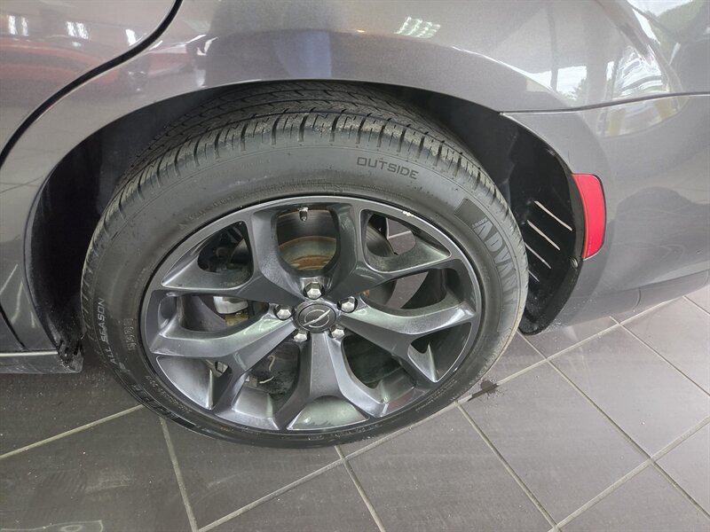 Used 2023 Chrysler 300 S RWD image 47