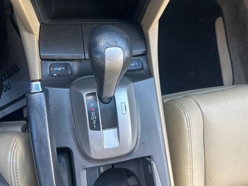 Used 2012 Honda Accord EX-L image 40