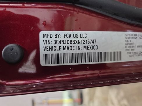 Used 2022 Jeep Compass Latitude w/ Convenience Group image 38