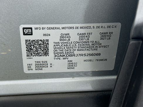 Used 2024 Chevrolet Blazer EV LT AWD/4WD image 12