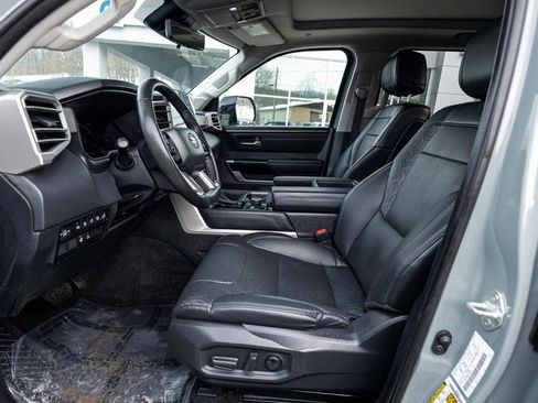 Used 2024 Toyota Tundra Limited image 24