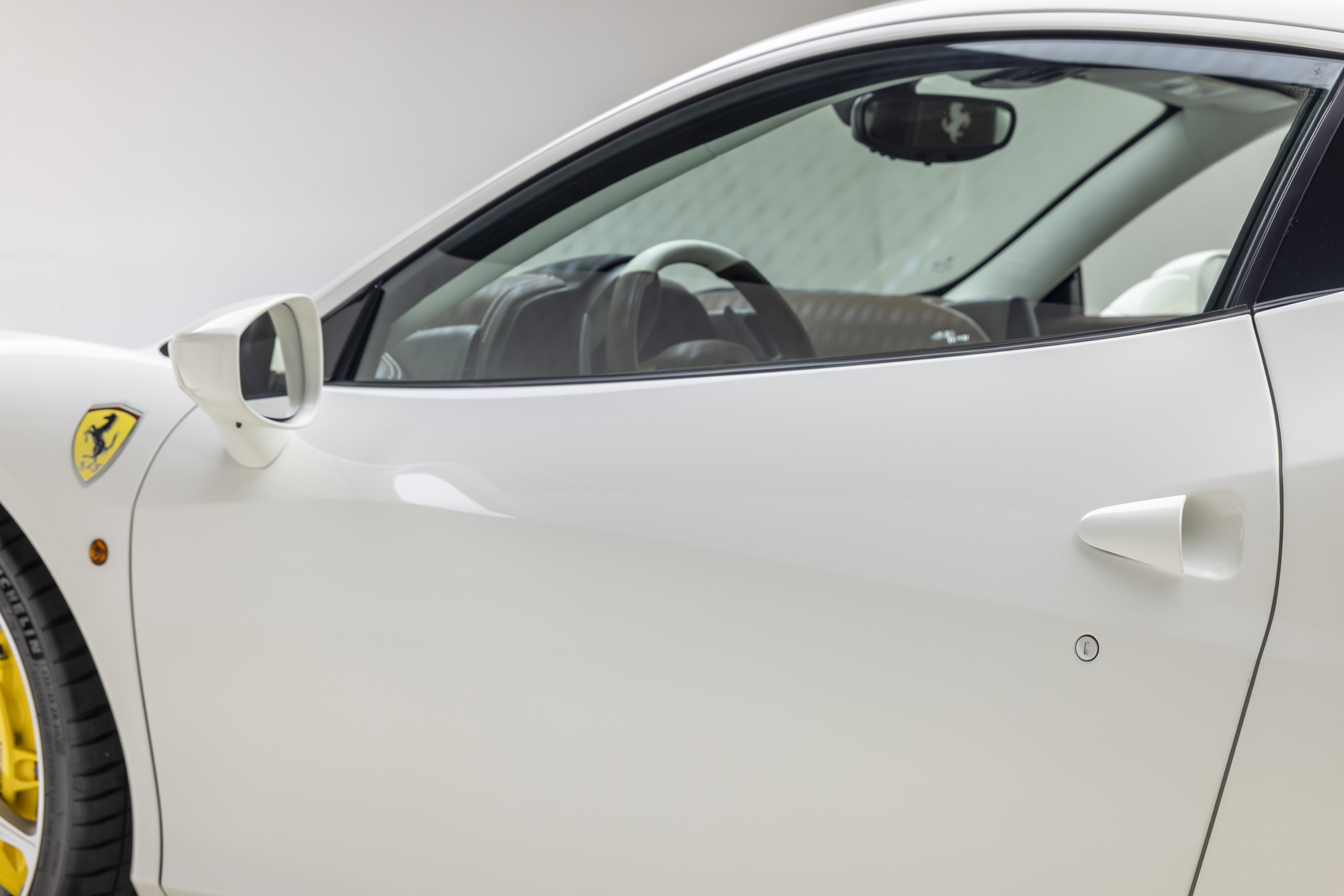 Certified 2014 Ferrari 458 Italia Coupe RWD image 36