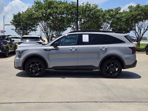 Certified 2025 Kia Sorento SX AWD/4WD image 12