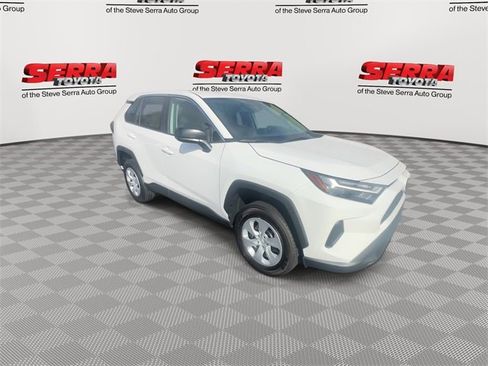 Used 2025 Toyota RAV4 LE image 3