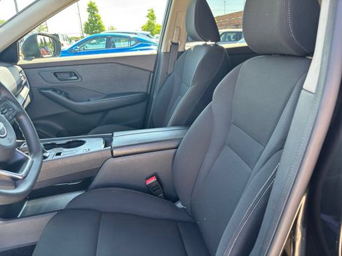 Used 2023 Nissan Rogue S FWD image 24