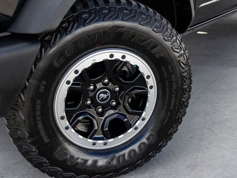 Used 2022 Ford Bronco Outer Banks w/ Sasquatch Package image 12