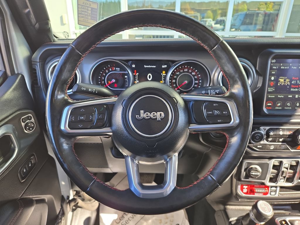 Used 2022 Jeep Gladiator Rubicon w/ LED Lighting Group AWD/4WD image 19