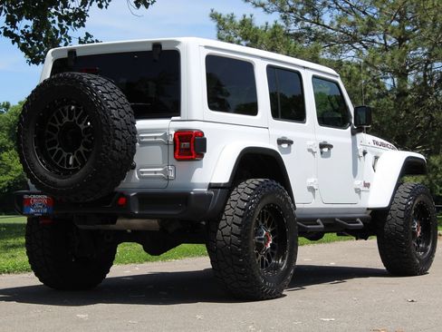 Used 2020 Jeep Wrangler Unlimited Rubicon w/ Dual Top Group AWD/4WD image 7