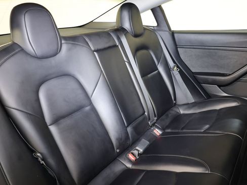 Used 2023 Tesla Model 3 Standard Range RWD image 29