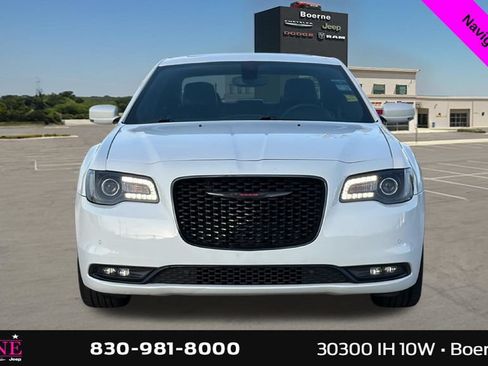 Used 2023 Chrysler 300 S RWD image 8