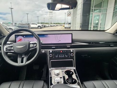 Used 2025 Genesis GV80 2.5T Standard AWD/4WD image 19
