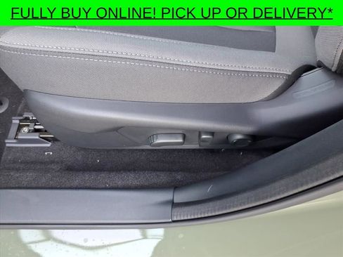 Used 2026 Subaru Crosstrek 2.0i Premium image 21
