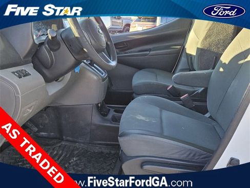 Used 2015 Nissan NV200 SV w/ Technology Package image 11
