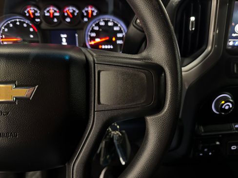 Used 2023 Chevrolet Silverado 2500 Custom w/ Custom Convenience Package image 22