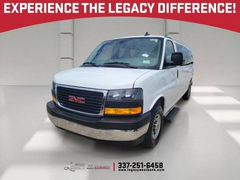 Used 2025 GMC Savana 3500 LT w/ LT Preferred Equipment Group RWD image 1