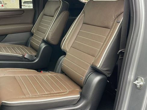 New 2026 GMC Yukon XL Denali Ultimate AWD/4WD image 15