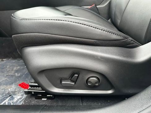 New 2026 Jeep Compass Limited image 14