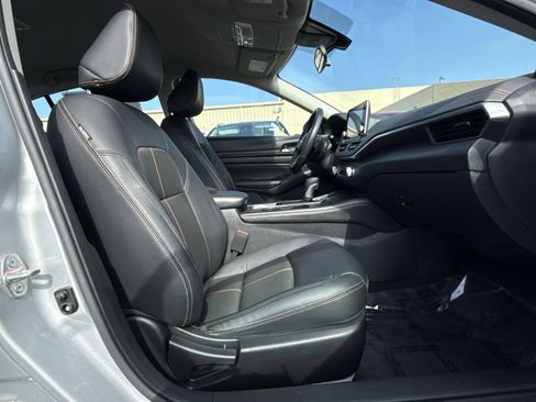 Used 2021 Nissan Altima 2.5 SR image 24