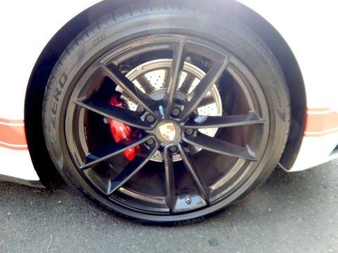 Used 2020 Porsche 911 Carrera image 17