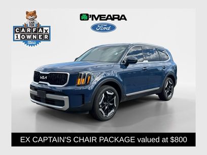 Used 2024 Kia Telluride EX w/ EX Captain's Chair Package