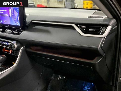 Used 2024 Toyota RAV4 Limited image 17