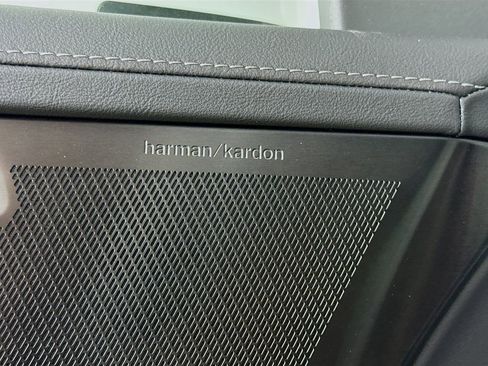 New 2026 Volvo XC90 T8 Ultra w/ Protection Package image 19