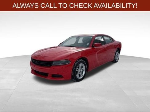 Used 2022 Dodge Charger SXT image 3