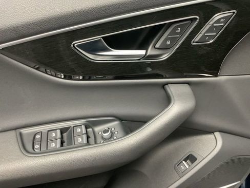 Used 2022 Audi Q7 3.0T Premium Plus image 11