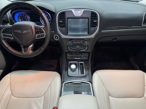 Used 2017 Chrysler 300 C w/ Safetytec Plus Group RWD image 2