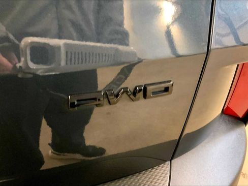 Used 2022 Ford Escape SEL w/ SEL Stealth AWD Package image 11