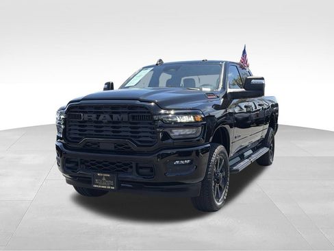 Used 2025 RAM 2500 Big Horn AWD/4WD image 4