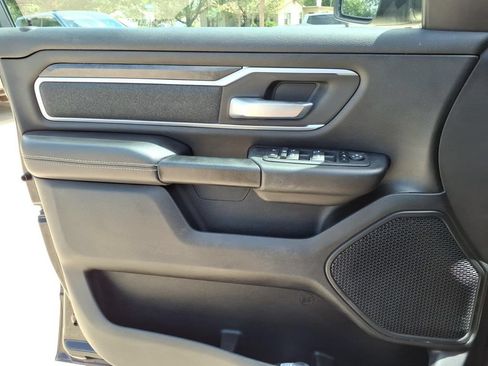 Used 2019 RAM 1500 Big Horn AWD/4WD image 17
