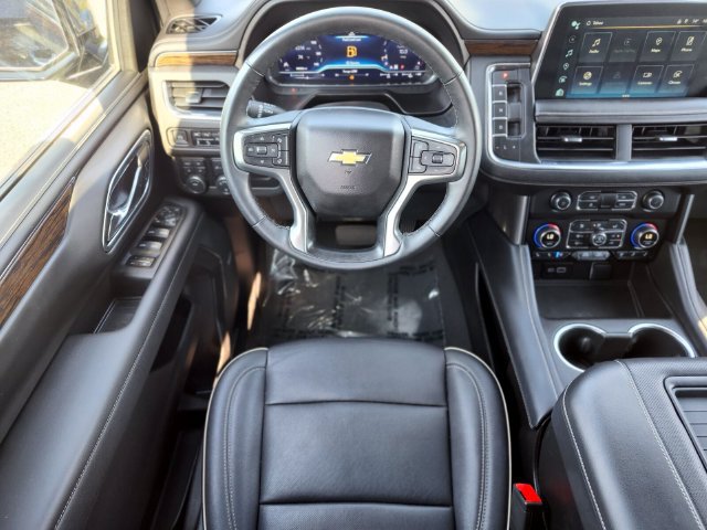 Used 2023 Chevrolet Tahoe Premier AWD/4WD image 13