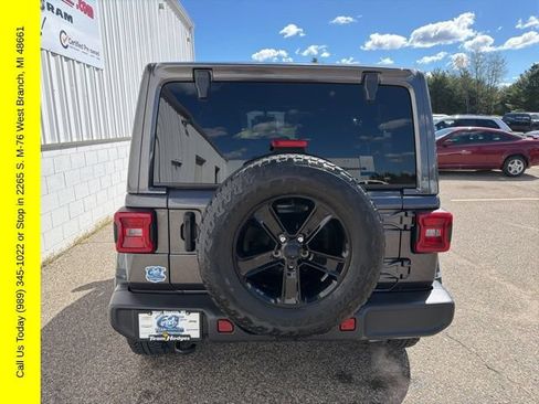 Used 2021 Jeep Wrangler Unlimited Sahara AWD/4WD image 7