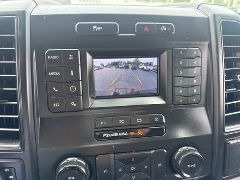 Used 2018 Ford F150 XL w/ Equipment Group 101A Mid AWD/4WD image 37